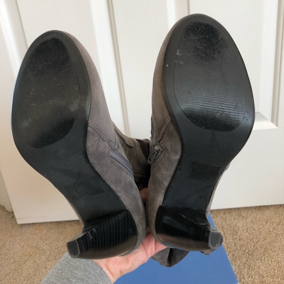 Boots. - Picture 3 of 3